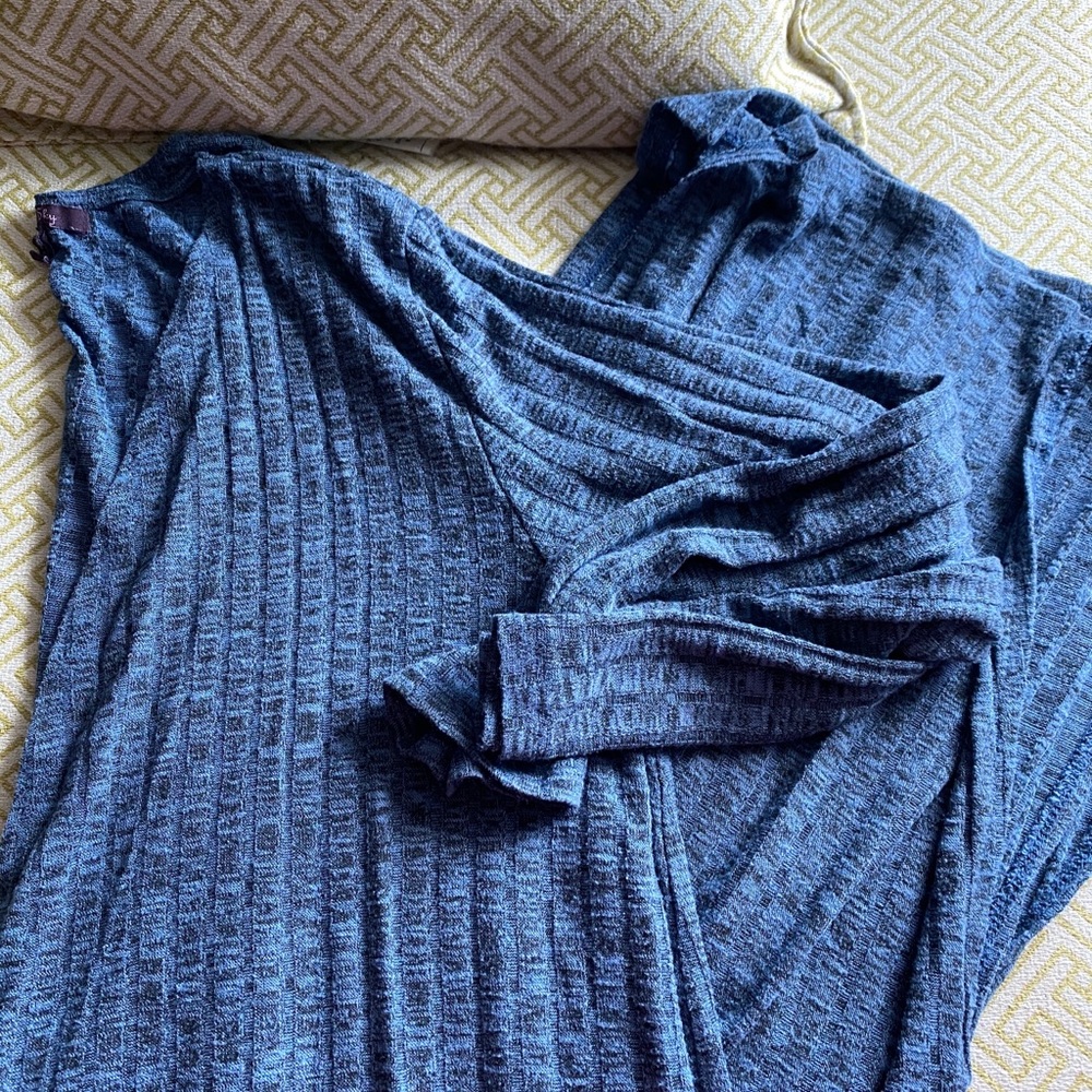 A PAIR (2) of long cardigans XXL Blue with black